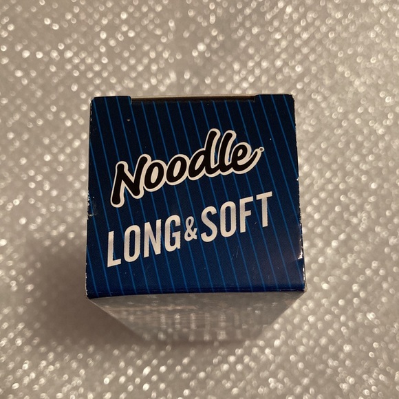 NWOT - TaylorMade Golf Co. - Noodle 3 Long & Soft Sleeve of Three (3) Golf Balls - Picture 7 of 8